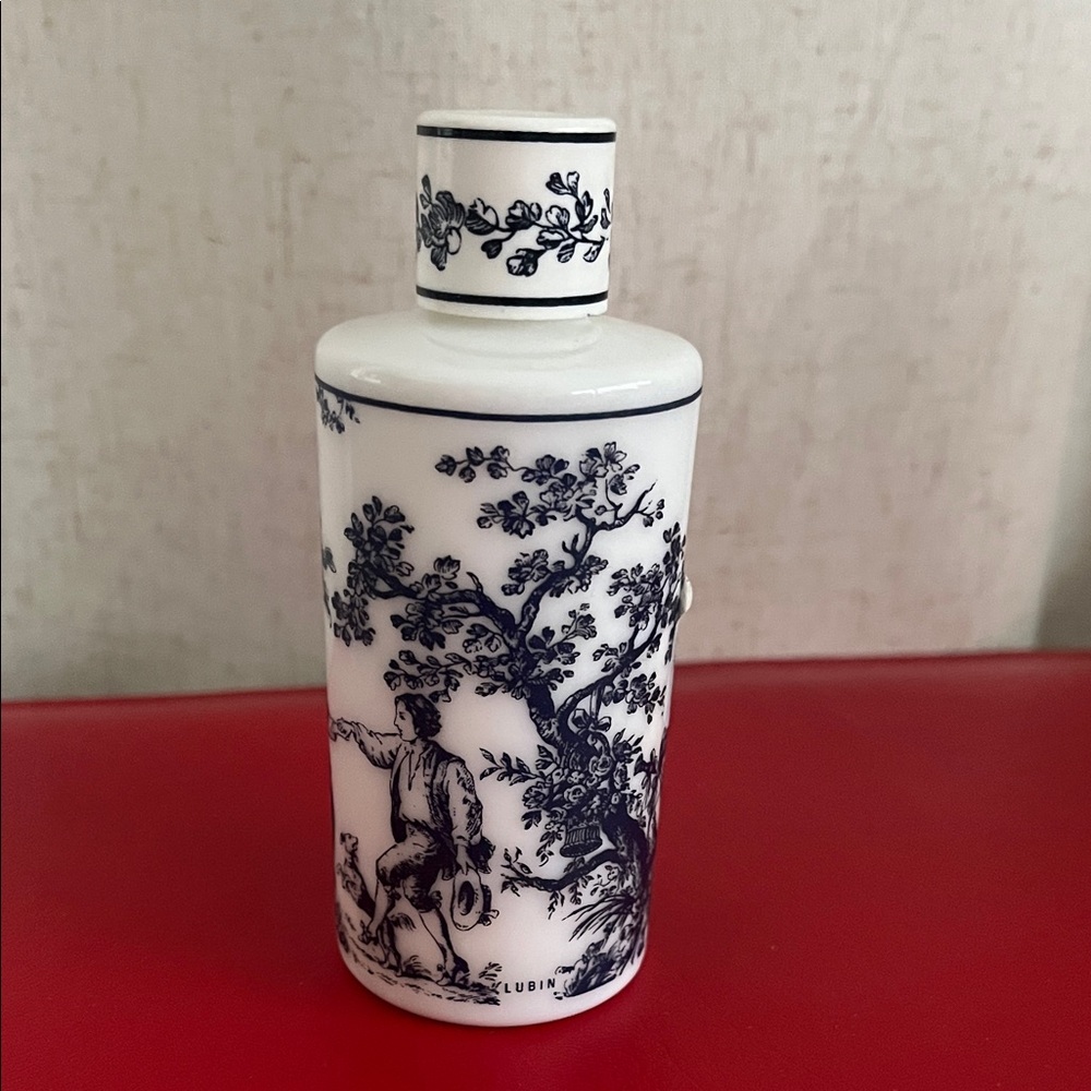 Vintage Blau-Weiße Milchglas Parfümflasche von Lubin ""Nuit de Longchamp""